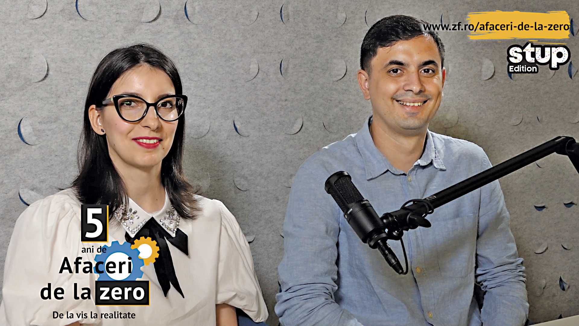 Afaceri de la Zero. Stup Edition. Octavia și Sabin Briceag au creat Astronautul Roz, un business care dezvoltă și realizează software la comandă pentru firmele mici. „Când am început aveam doar două laptopuri și 800 de lei“