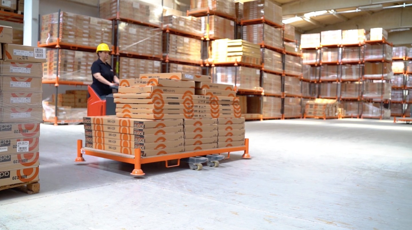 Producătorul turc de mobilă Adore Home vizează dublarea afacerilor în România, până la 3 mil. euro, și ia în calcul construcția unei unități de producție
