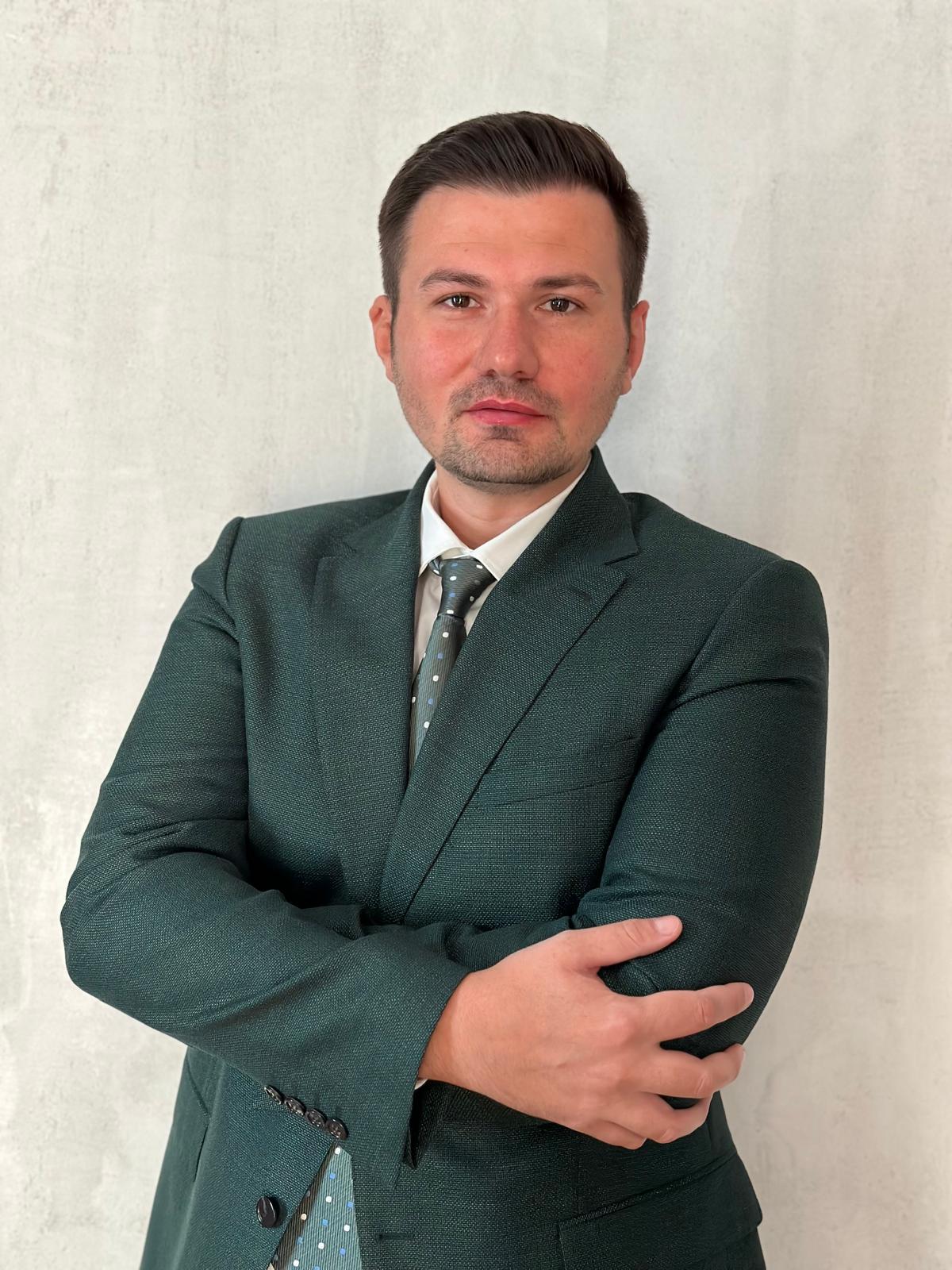 Nuclearelectrica l-a numit pe Mihai Laurentiu Gioară, CEO la Nuclearelectrica Serv, în functia de Director General Adjunct Comercial și de Dezvoltare