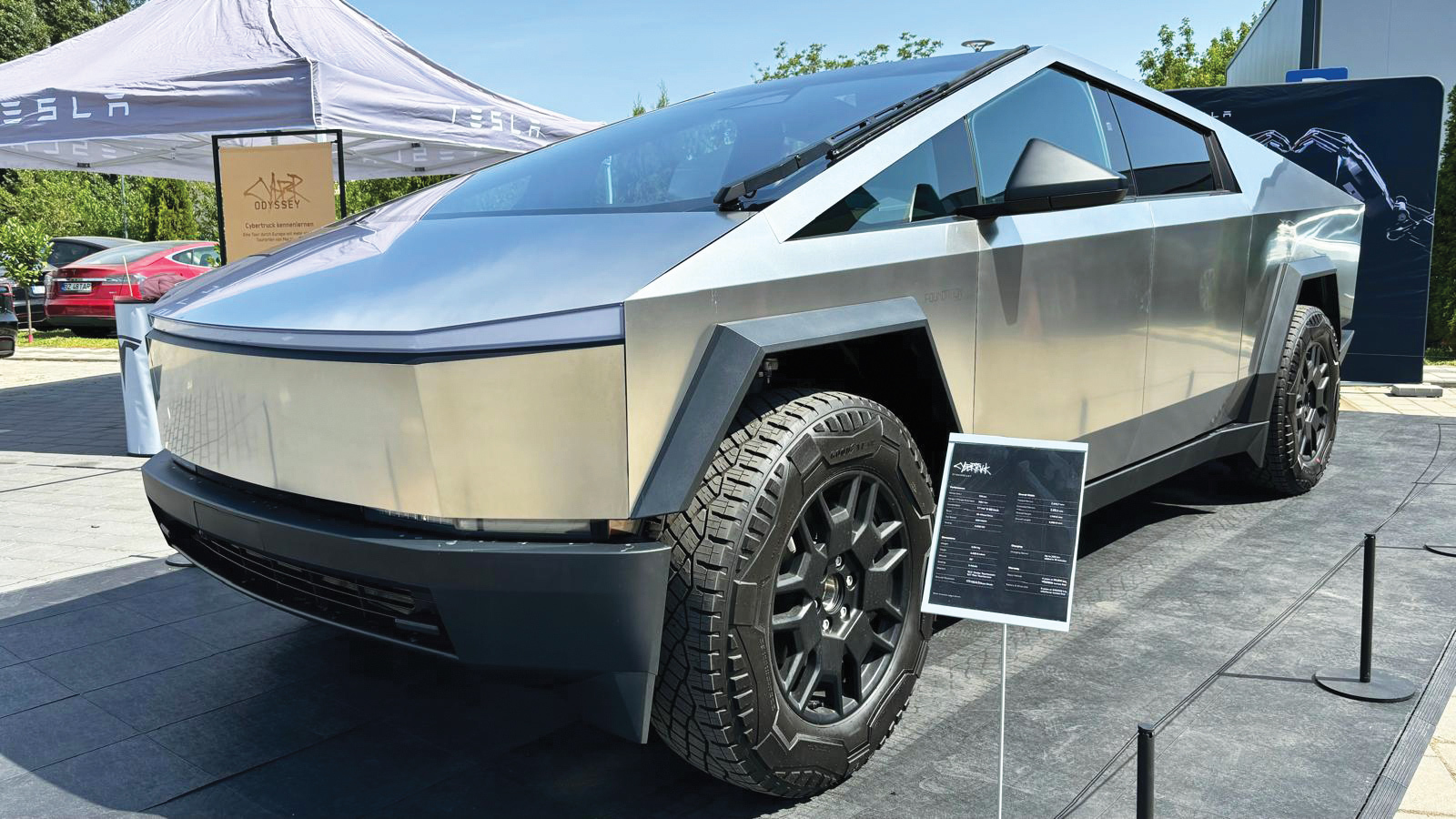 Prăbușirea catastrofală a vânzărilor și concedierile masive au băgat în pământ rezultatele Tesla: Profitul producătorului de mașini electrice a scăzut cu 45% în T2