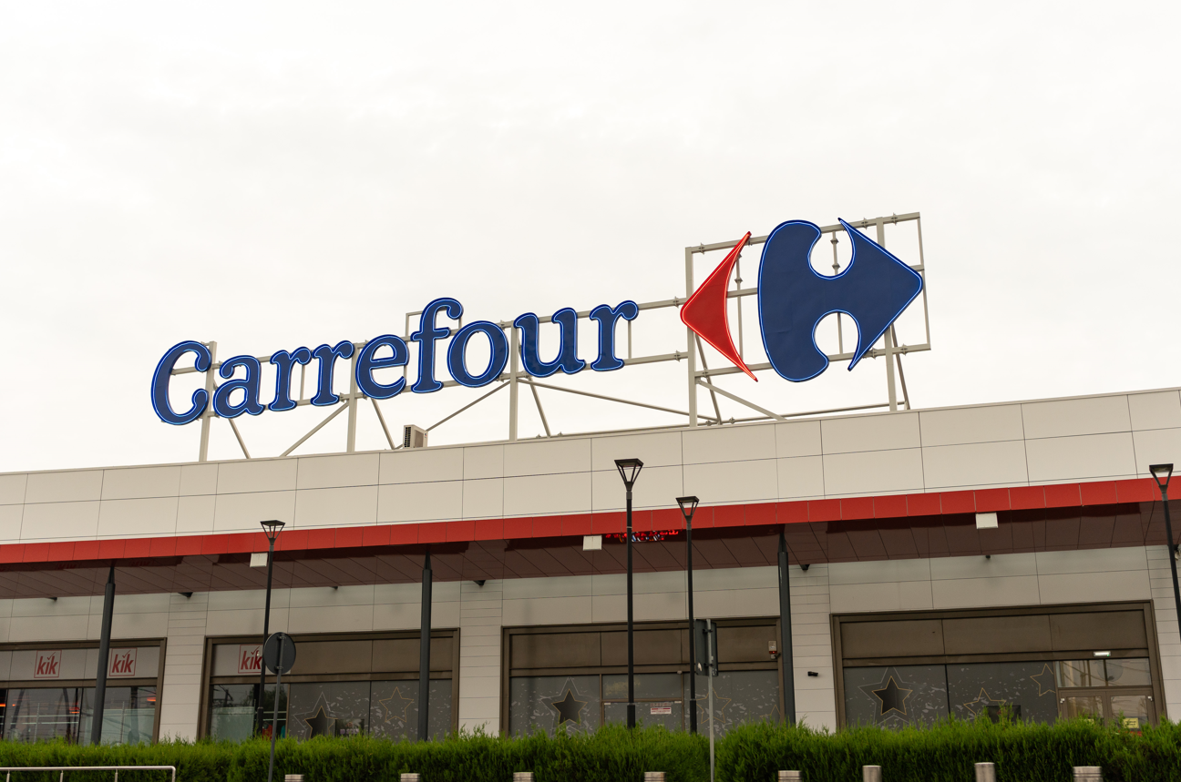 Reteaua franceză Carrefour inaugurează un nou hipermarket rebranduit și remodelat dintre cele preluate de la Cora, în centrul comercial Supernova din Șoseaua Alexandriei