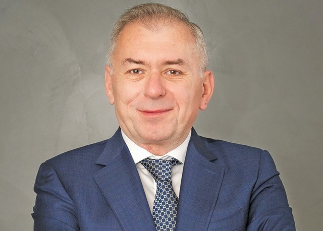 BREAKING Banca Transilvania a finalizat achiziția integrală a OTP Bank România. Horia Ciorcilă, președinte al băncii de la Cluj: BT este pregătită pentru o integrare rapidă și lină, sunt încrezător că vom face o execuție foarte bună a integrării, în interesul clienților, angajaților și al pieței. Luminița Runcan va coordona integrarea