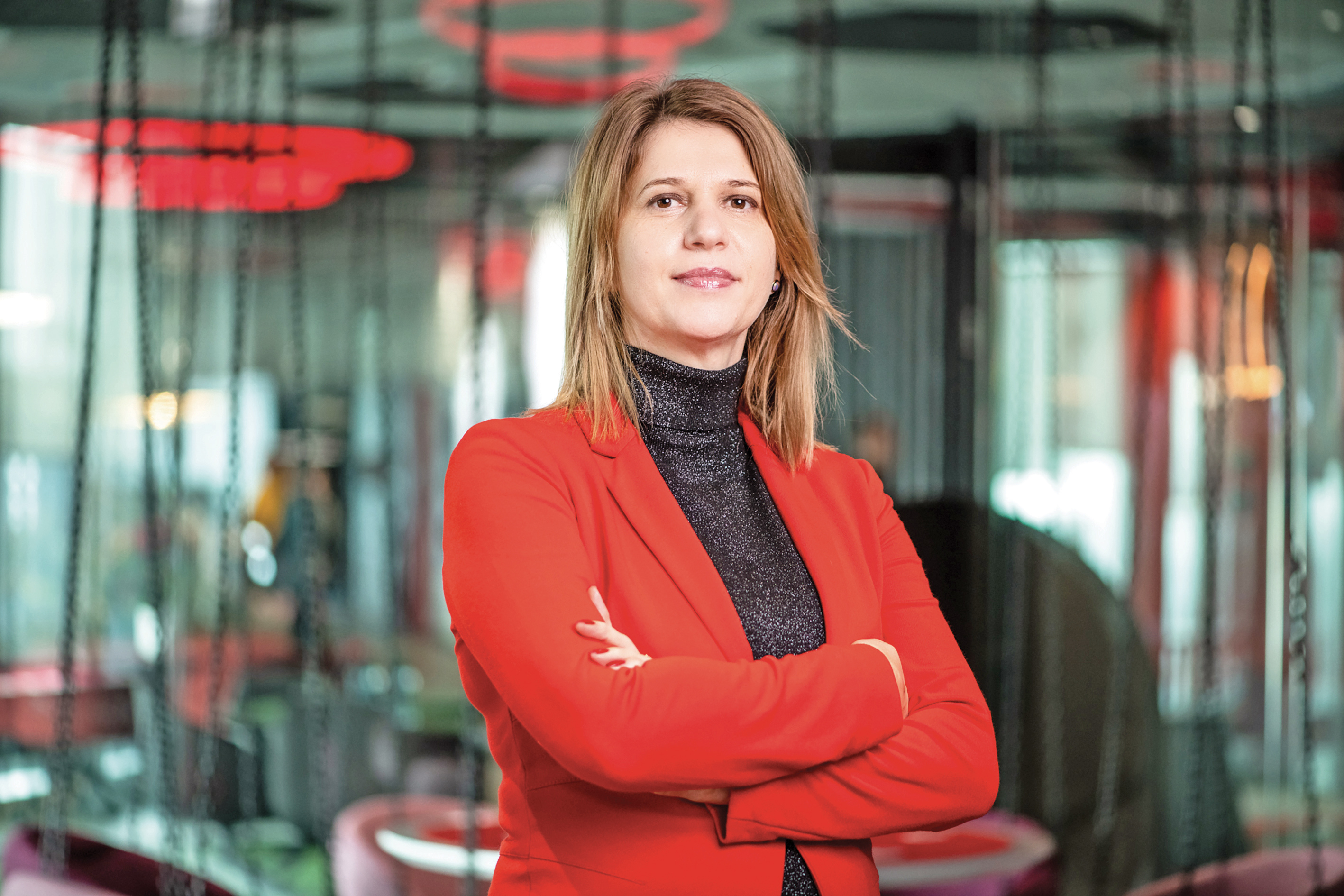 100 Cele mai puternice femei din business. Angela Elisei-Grebănaș, Head of treasury al Superbet Group, CFO al Superbet România și membră a Consiliului de Administrație al Fundației Superbet, Superbet Group