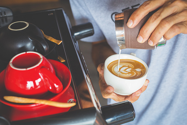 Radiografia pieței de cafea. Un român consumă mai puțin de o ceașcă de cafea pe zi, însă plătește mai mult decât un italian sau un spaniol