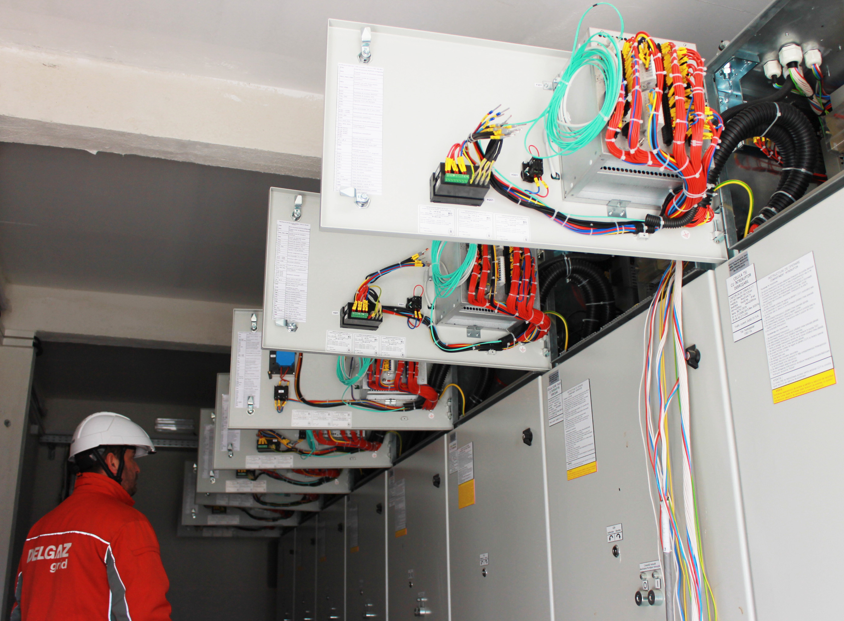 Compania de distribuție Delgaz Grid, parte a grupului E.ON în România, semnează pentru finanțări de peste 900 mil. lei pentru investiții în infrastructura de distribuție în mai multe județe din Moldova