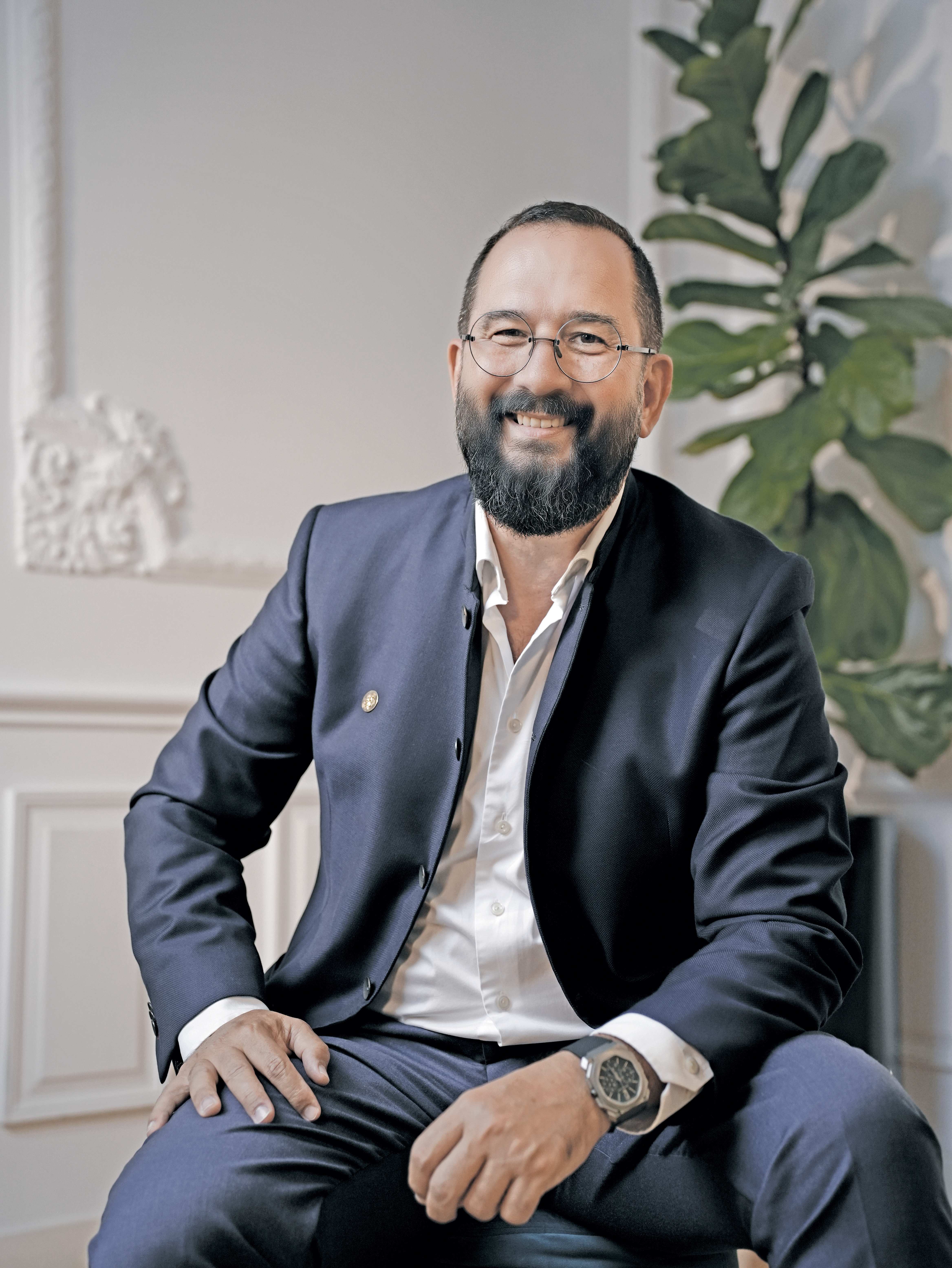 Cum se văd cele mai recente schimbări din industria orologeră și care este următorul pas pentru un business care vinde ceasuri clasice, într-o lume în care pare că chiar și timpul devine tot mai digital?