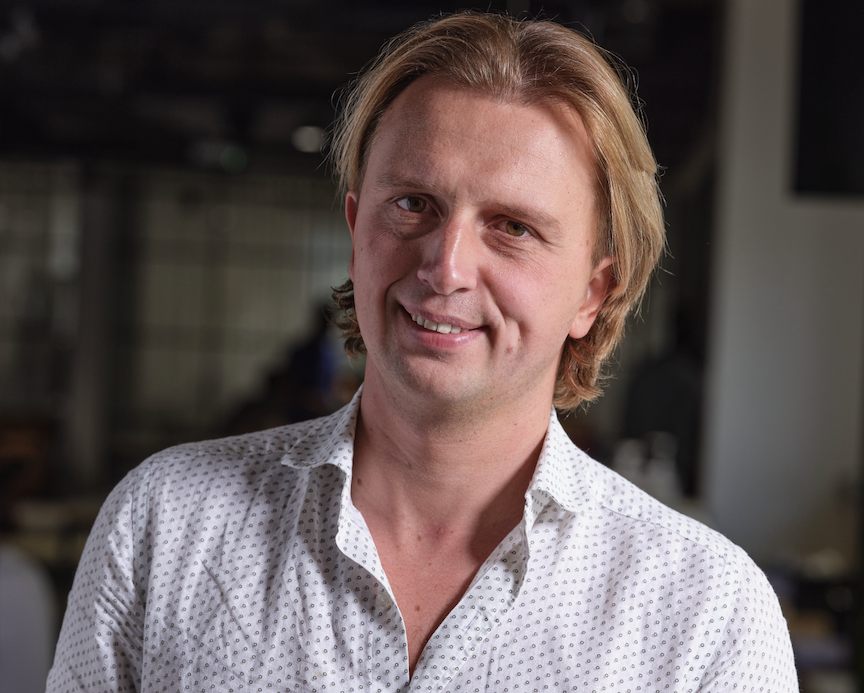 Cine este Nik Storonsky, miliardarul din spatele Revolut, cu o avere de peste 5 mld. euro, care a schimbat definitiv lumea bancară. Doar în România Revolut are 4 milioane de clienți