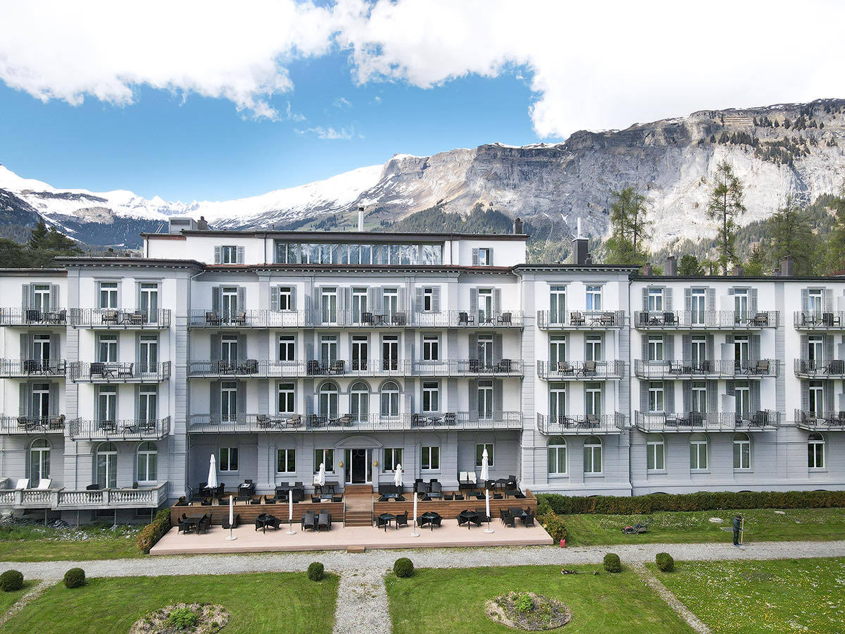 Din culisele tranzacției prin care Pavăl Holding a preluat Waldhaus Flims Wellness Resort din Elveția: Cine sunt executivii implicați în preluarea complexului hotelier de cinci stele