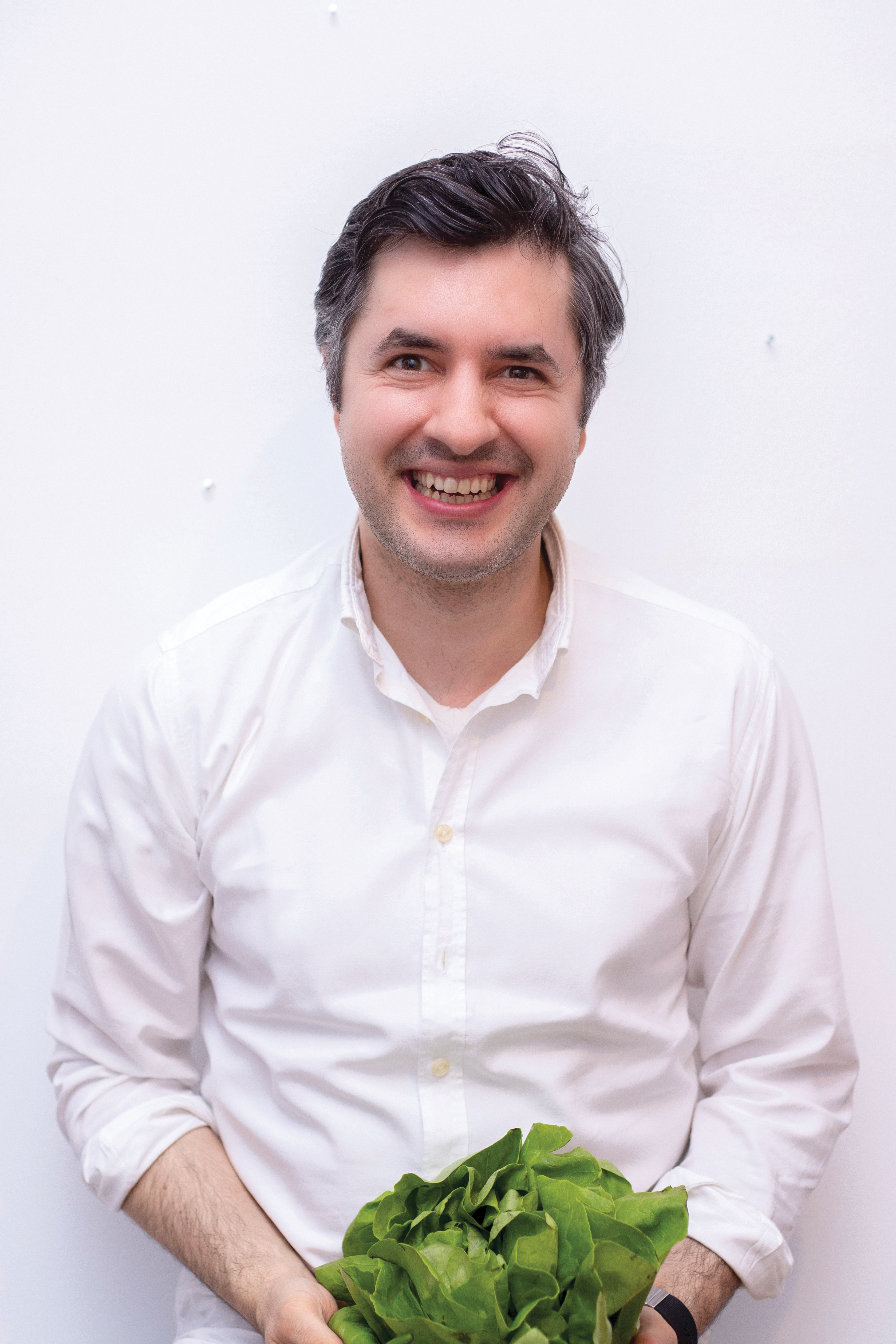 Povestea românului care, după ce a lucrat 15 ani pentru unele dintre cele mai mari companii din lume, precum Oracle și Amazon, acum are propria companie cu care vrea să schimbe agricultura mondială