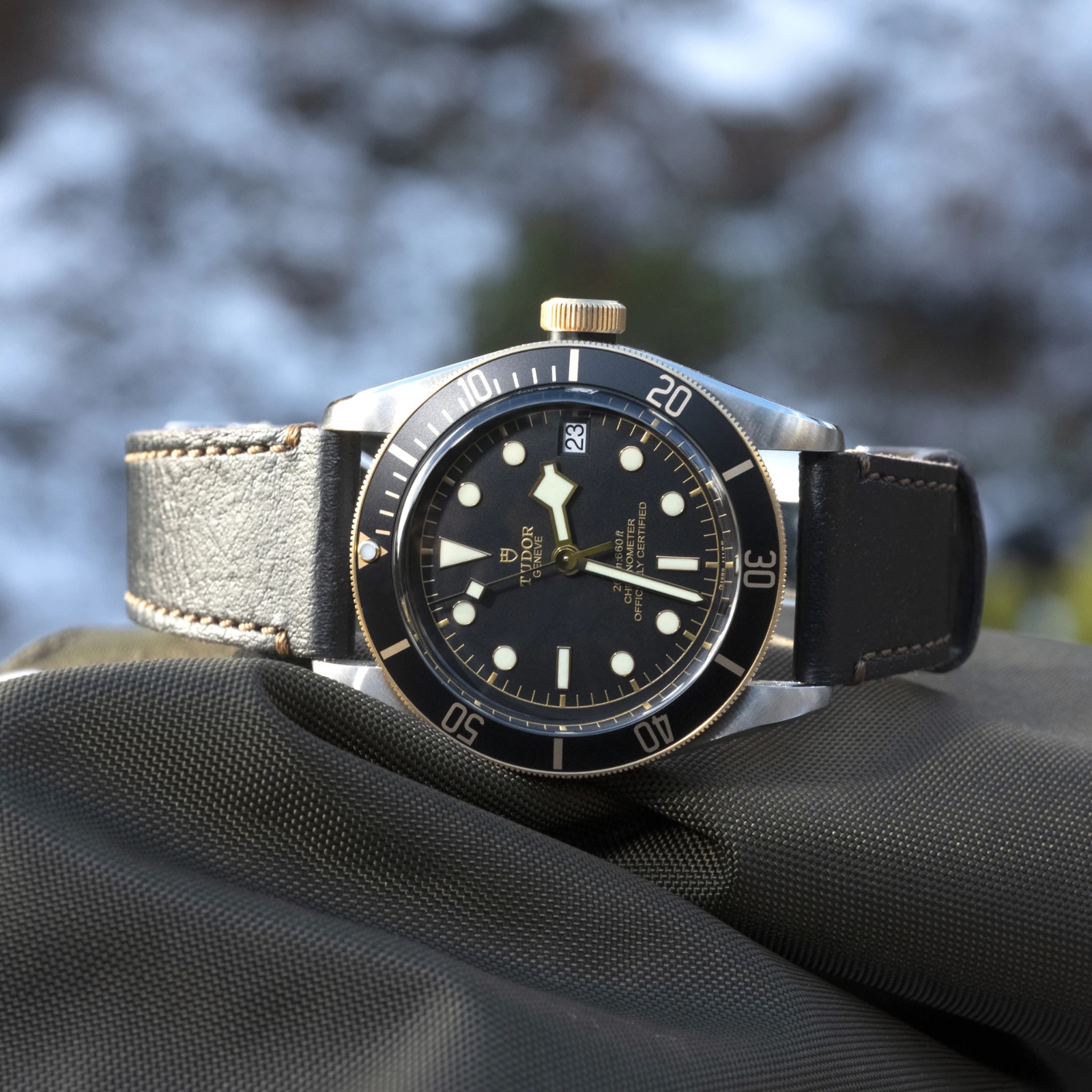 Goana după lux schimbă toate regulile. Pentru că Rolex nu mai are de vânzare ceasuri de lux originale, a început să vândă modele deja purtate, doar că la prețuri aproape duble față de cele la prima mână