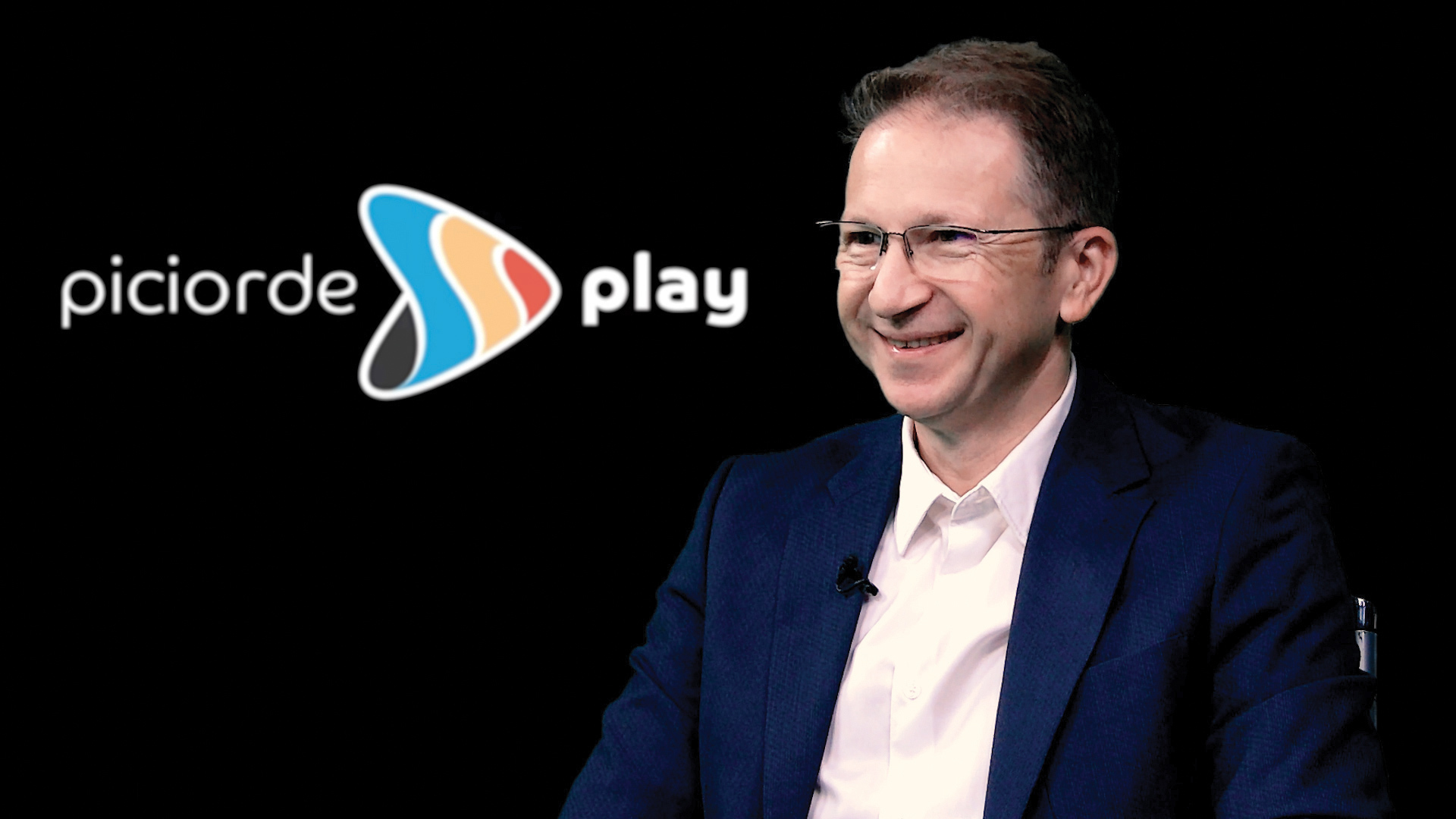 Afaceri de la Zero. Cum a reușit Picior de Play să transforme teatrul online într-o experiență emoționantă? „Am avut alături de noi oameni din Kabul, din toate colțurile lumii, care și-au luat teatrul pe laptop“