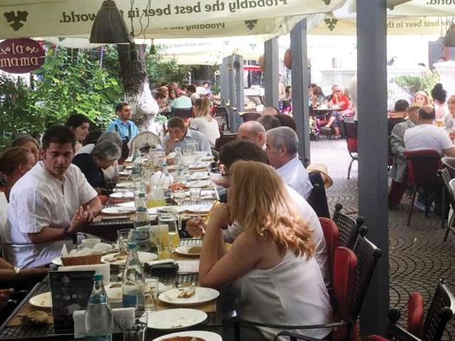 La Mama Ateneu, un restaurant emblematic pe scena Capitalei, s-a închis după 22 de ani. În locul lui vine grupul Fratelli cu un concept