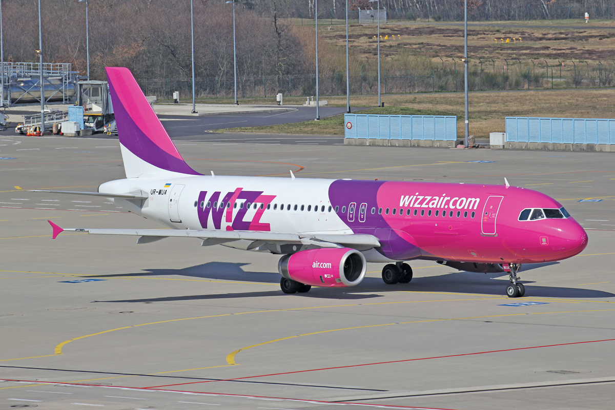 Wizz Air reia zborurile de pe aeroportul din Cluj-Napoca spre Viena, Abu Dhabi și Lyon