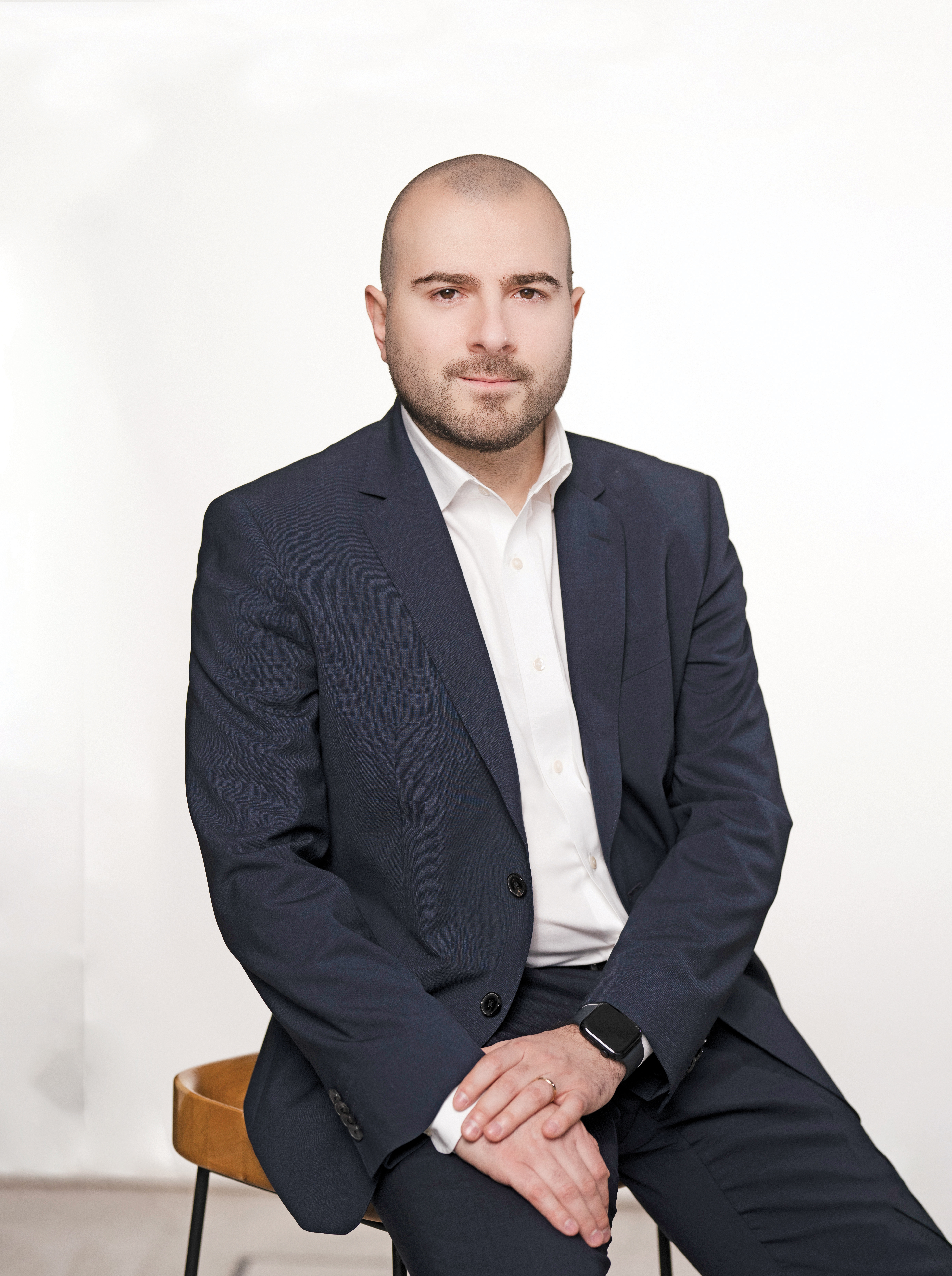 100 tineri manageri de top. Mihai ȘTEFAN, Novartis România
