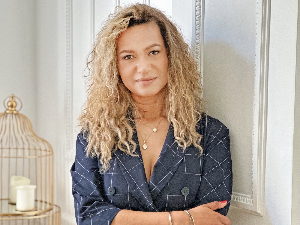 Cine este femeia ce este responsabilă de dezvoltarea celui mai mare portofoliu rezidențial premium de vânzări al unui dintre cei mai mari dezvoltatori din țară