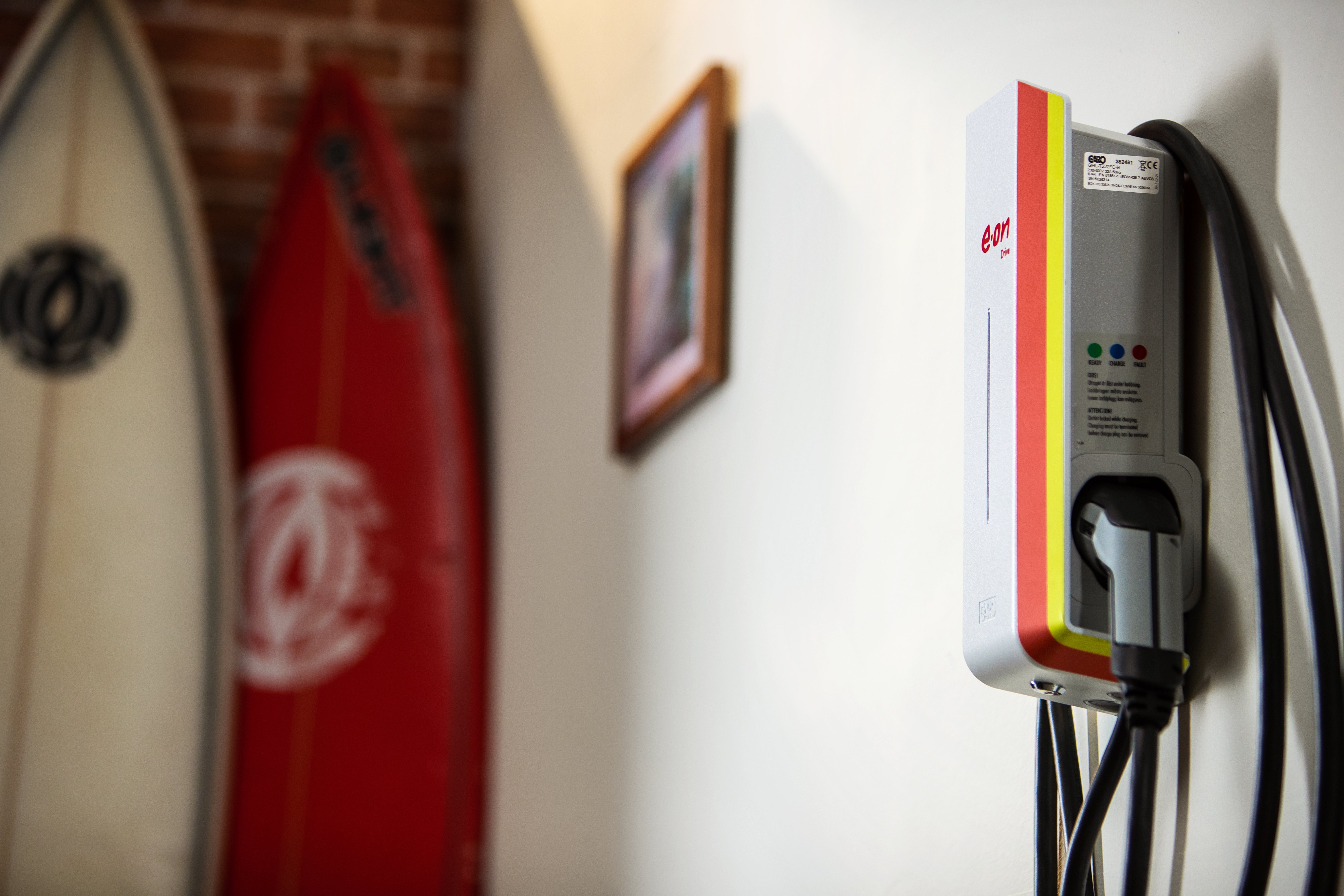 E.ON: Instalările de stații de încărcare pentru mașini electrice au crescut de circa 10 ori față de 2020
