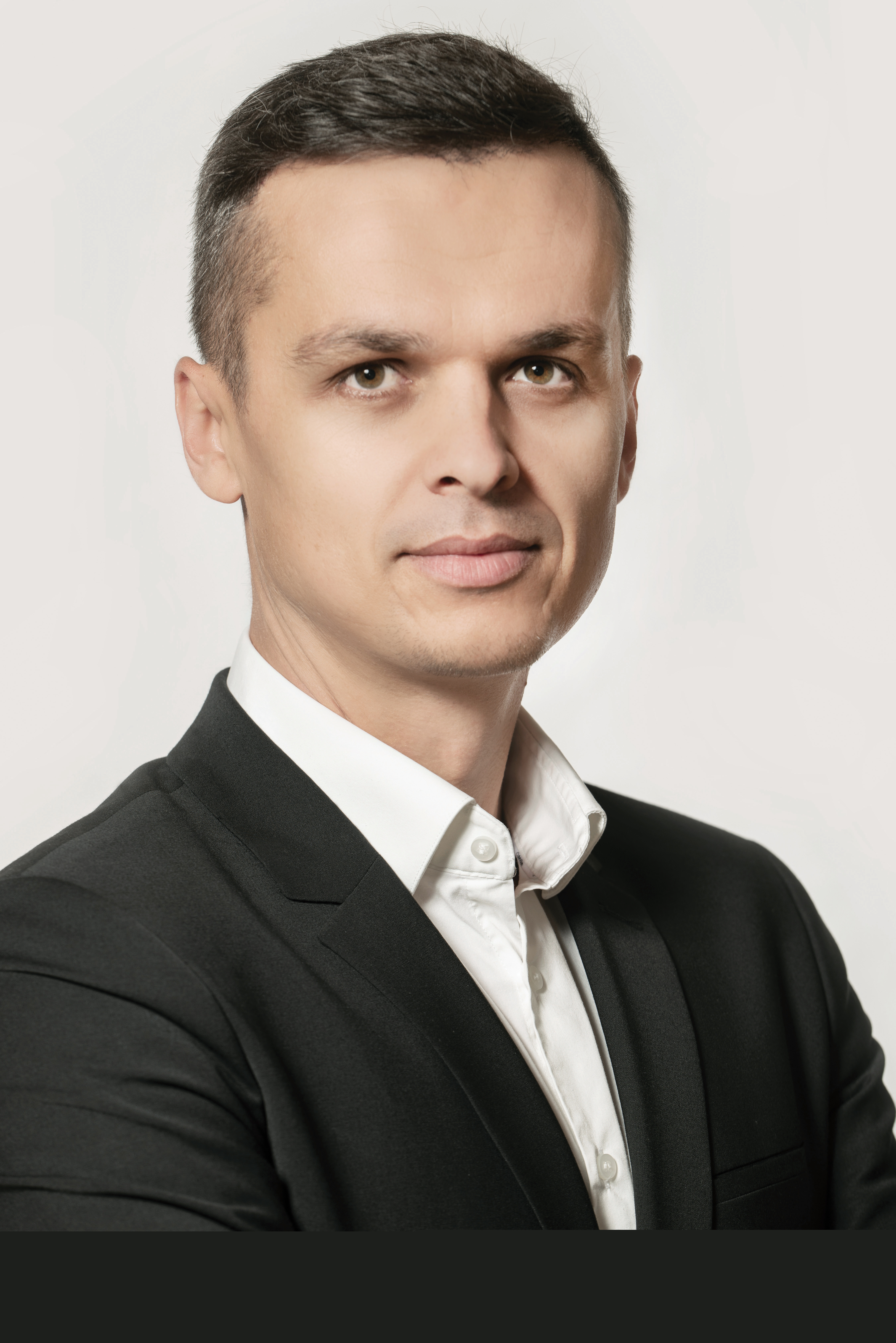 100 tineri manageri de top. Marian Pavel, Rezolv Energy: Profesionalismul este ceea ce apreciez cel mai mult la echipă. Atenția la detalii este de asemenea extrem de importantă într-un domeniu cu un grad de complexitate ridicat