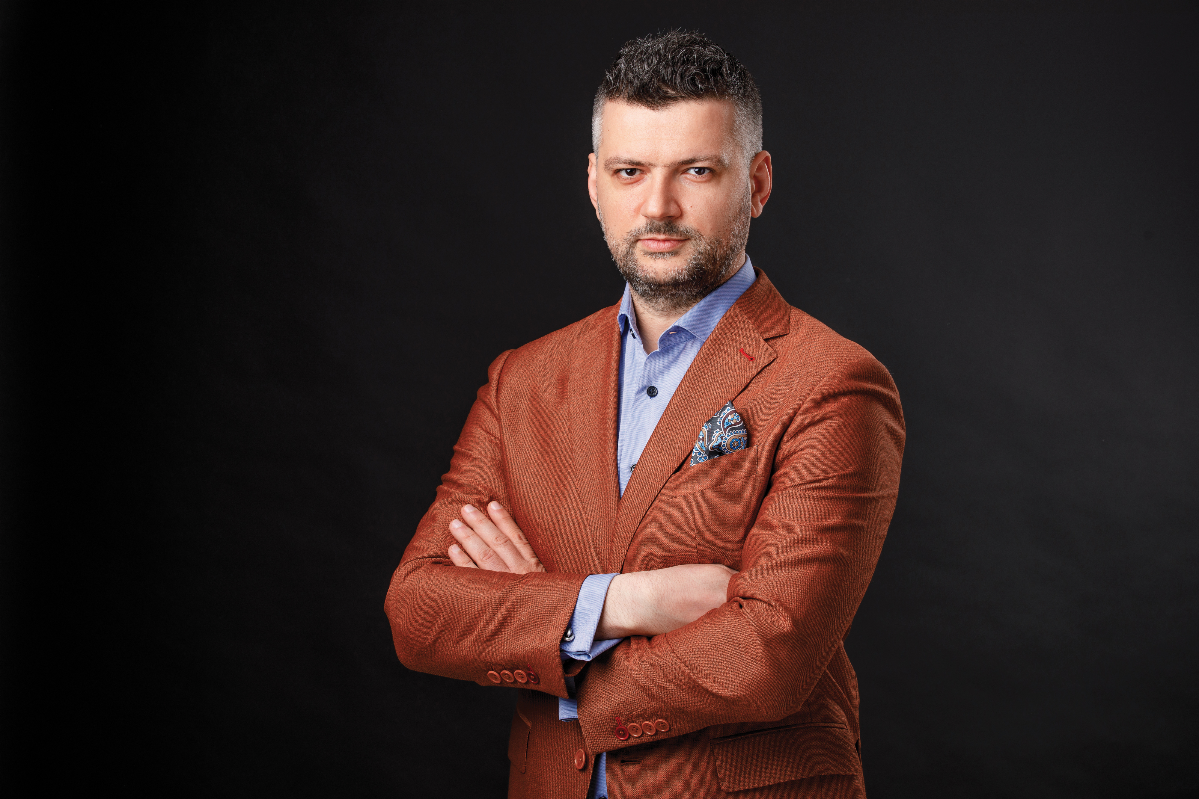 Cum a ajuns o companie fondată de o echipă de tineri români în mai puțin de doi ani lider de piață în aria de influencer marketing technology, având acum o cifră de afaceri cu 40% mai mare decât cel mai apropiat concurent