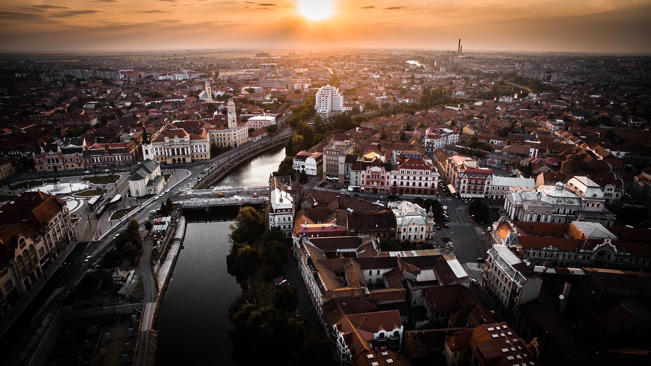 Orașul care nu se mai oprește din dezvoltare a devenit noul oraș vedetă al României. Cum a adunat miliarde de euro pentru a se dezvolta ca cetățenii să aibă o viață mai bună