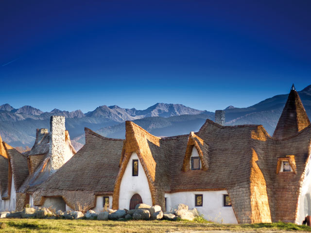 Castelul de Lut Valea Zânelor și-a închis porțile pentru vizitatori după aproape zece ani, urmând să se redeschidă ca hotel