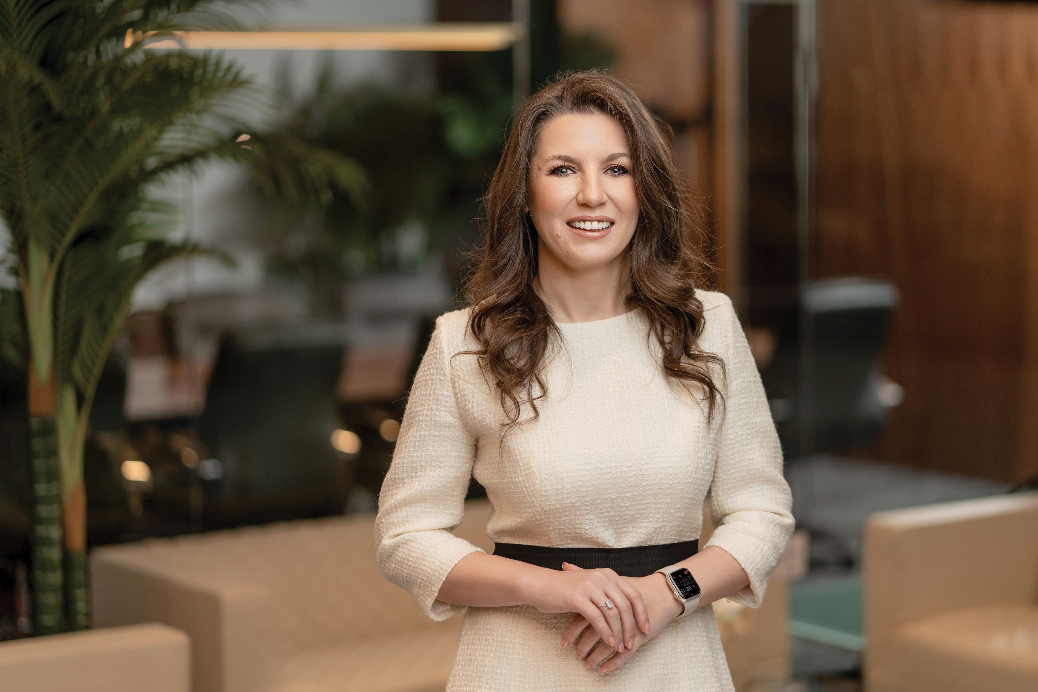100 Cei mai admirați CEO din România. 16 - Adelina Badea, CEO, Mobexpert