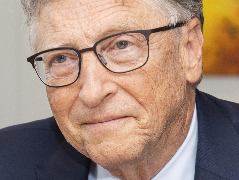 Cum își cheltuiește banii Bill Gates, unul dintre cei mai bogați oameni de pe planetă. El spune că vrea să doneze cea mai mare parte a averii sale în scopuri caritabile