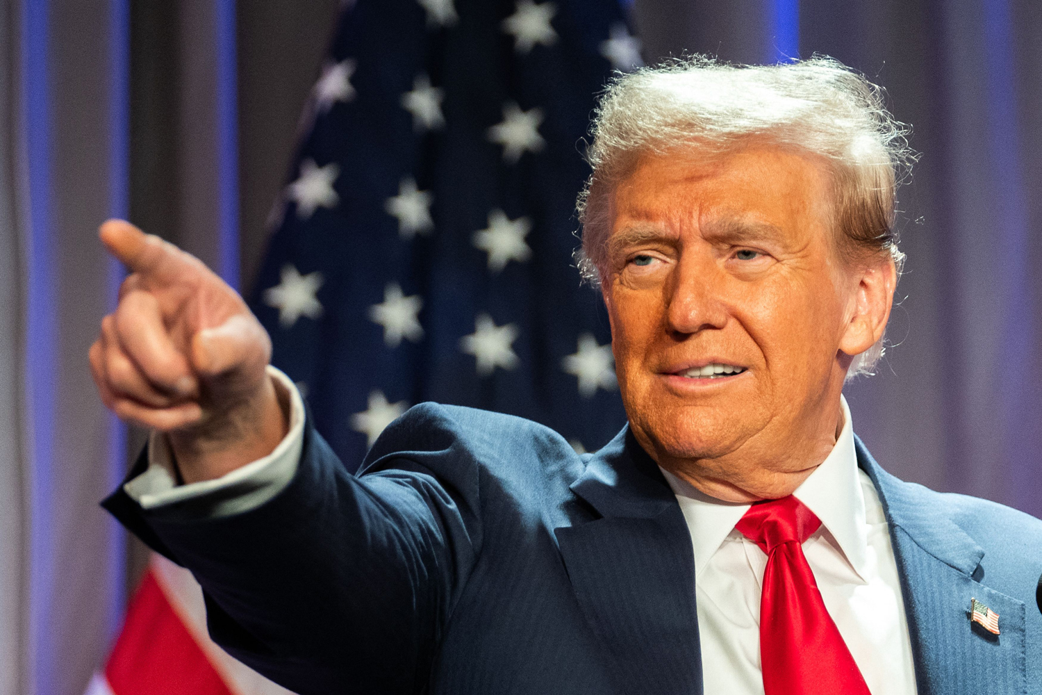 Amenințările lui Trump cu tarife provoacă haos la nivelul lanțurilor de aprovizionare, iar consumatorii vor fi cei care vor suporta costurile în creștere