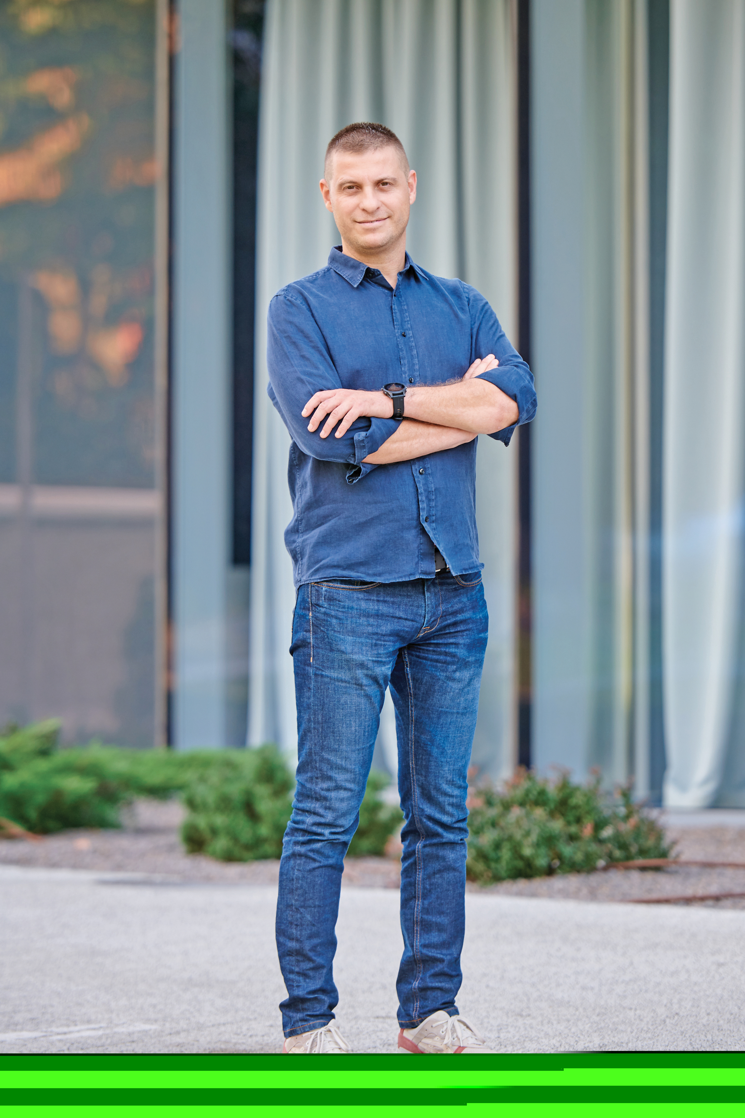 Arthur Rădulescu, CEO, MerchantPro: Așa cum în alergare începi cu pași mici și îți crești treptat rezistența, în afaceri construiești încet și adaugi câte un punct în fiecare zi