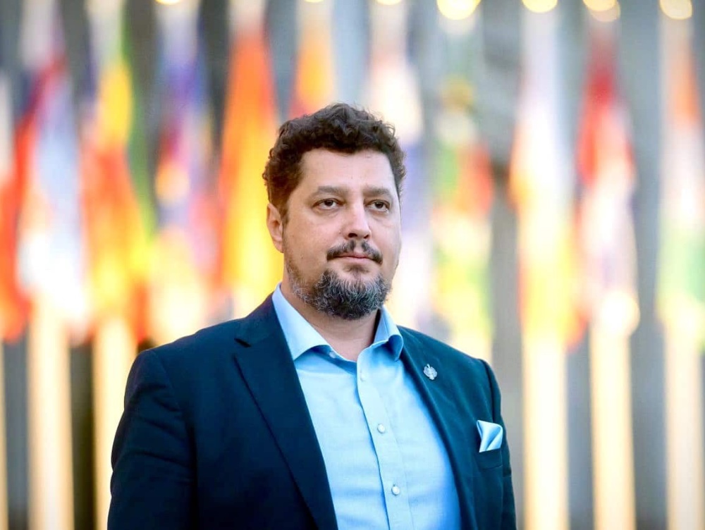 Claudiu Târziu (AUR): Georgescu este dator să clarifice declarațiile sale despre „poporul moldovean”