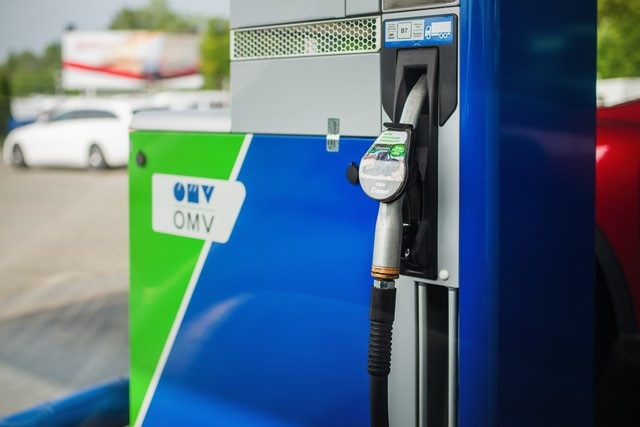 Operațiune surpriză uriașă: OMV fuzionează combinatul chimic Borealis cu capacitățile din chimie ale ADNOC, compania națională petrolieră a Abu Dhabi, o operațiune de 60 mld. dolari