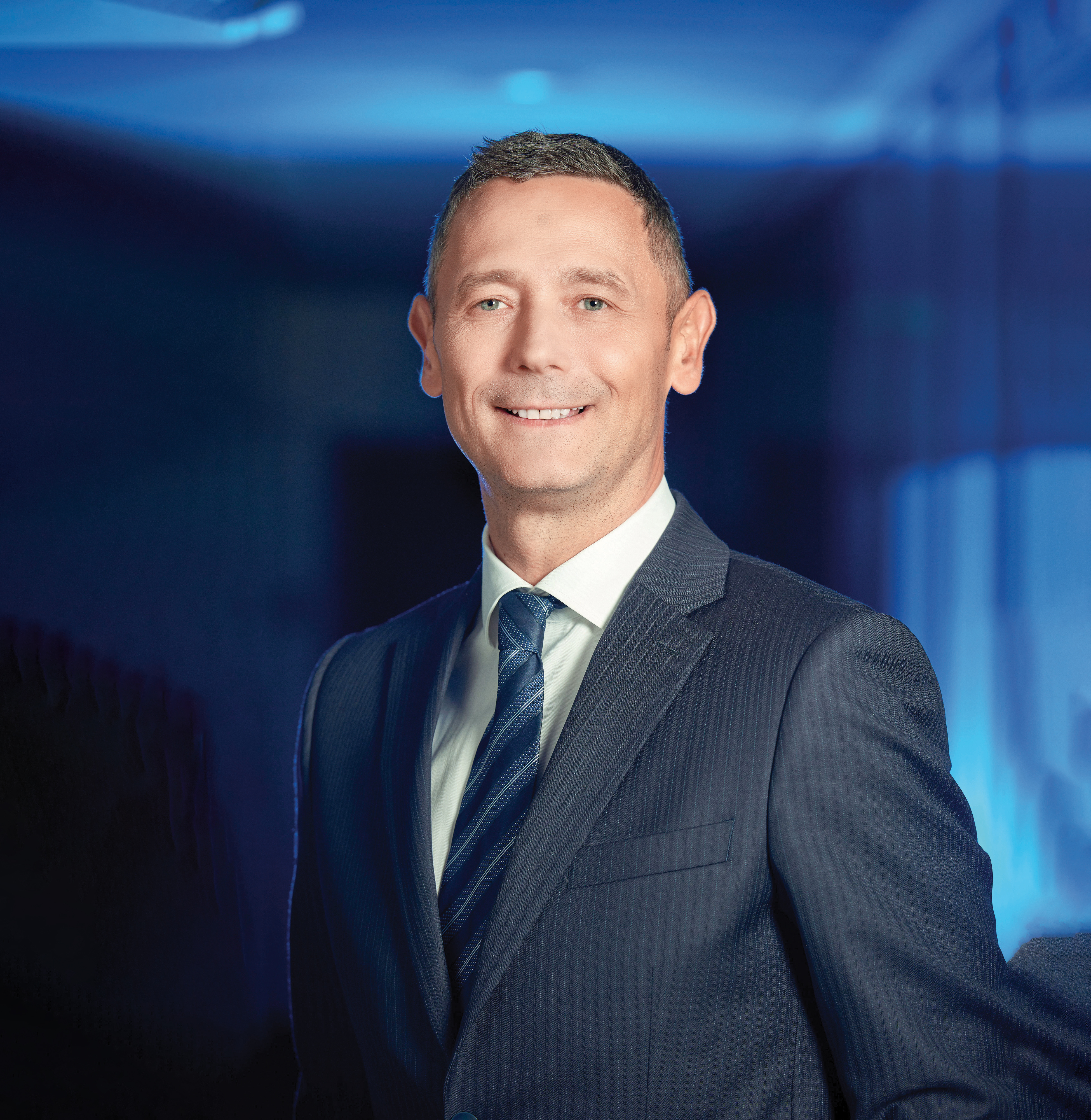 Cine este omul ce conduce a doua bancă de pe piață, de peste 9 ani, dar s-a alăturat instituției în 2012, ca executive vice president