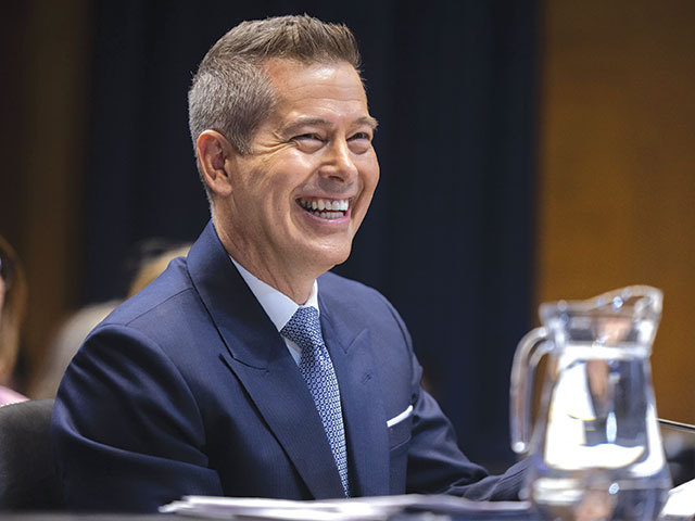 Oamenii președintelui Donald Trump: Sean Duffy, secretar al transporturilor, cel care are misiunea de a reface infrastructura învechită a Americii