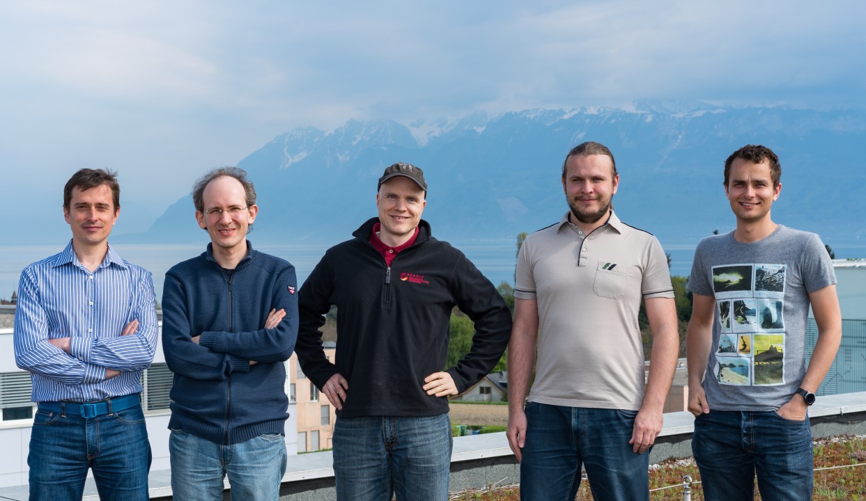 ULTIMĂ ORĂ. Un nou unicorn în tehnologie cu origini românești: Cyberhaven, un startup fondat de trei români - Radu, Cristian și George - și doi ucraineni - Volodymyr și Vitaly - a atras o finanțare de 100 mil. dolari, la o evaluare a companiei de 1 mld. dolari