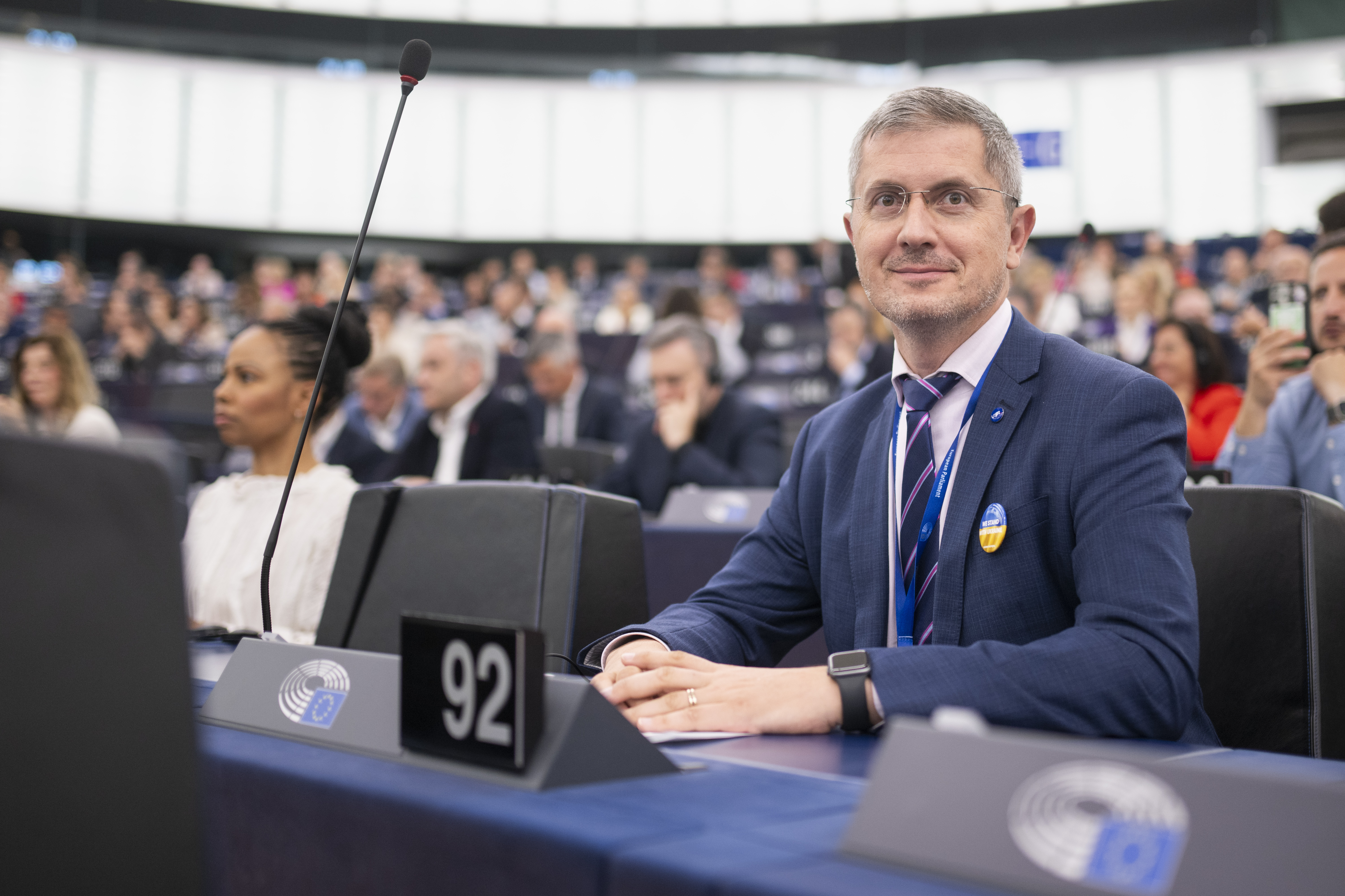 Dan Barna, europarlamentar și vicepreședinte Renew Europe: „Ori ne apărăm și investim în industria de apărare, ori ne dăm bătuți și învățăm rusește”