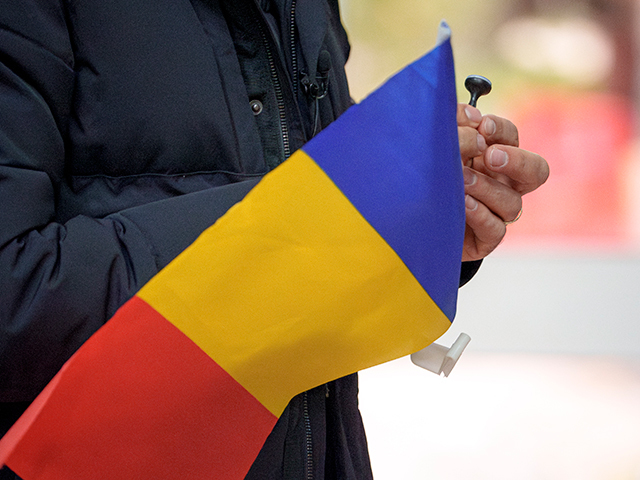 Românii își votează în ritm alert președintele: A fost atins pragul de 6 milioane de votanți