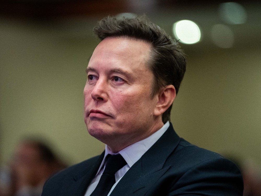 Sfârșitul Tesla în Europa e aproape? Vânzările s-au prăbușit cu aproape 50%, brandul construit de Elon Musk pierde încrederea consumatorilor, iar rivalii companiei calcă pedala de accelerație
