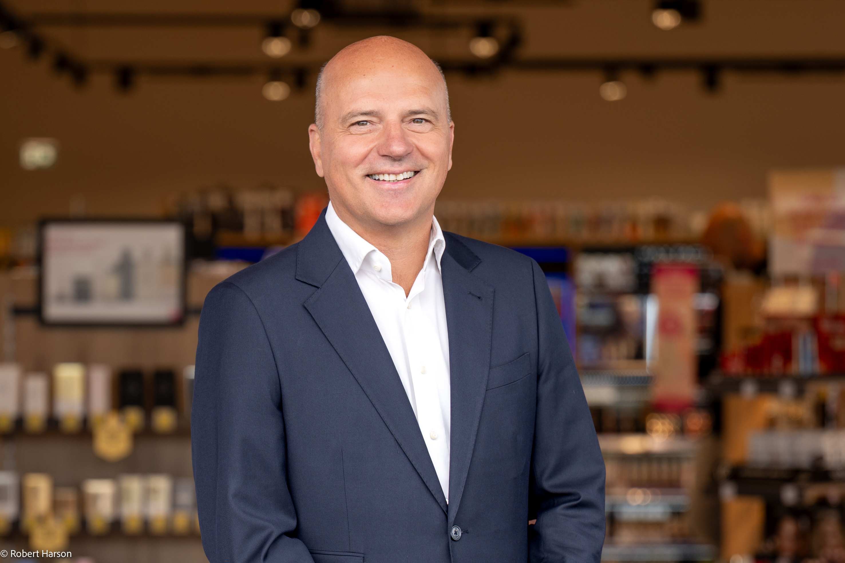Grupul german Rewe, prezent în România cu rețeaua de magazine Penny, aduce în 2026 și brandul de drogherii BIPA. Austriacul Martin Gaber va fi Managing Director BIPA România