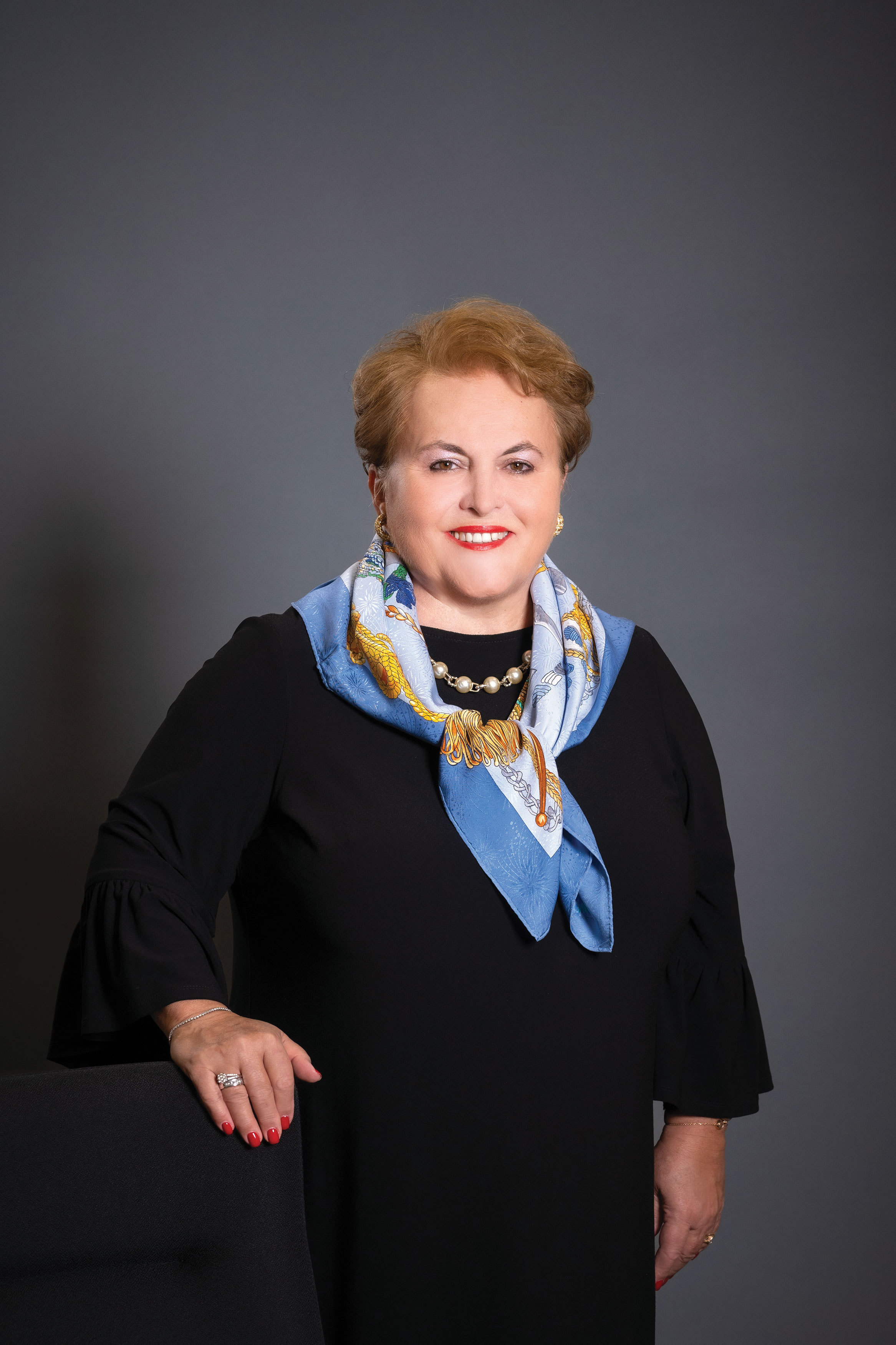 100 Cele mai puternice femei din business. Virginia Oțel, Director General Adjunct la Garanti BBVA Leasing și Director Comunicare Corporativă, Garanti BBVA, un lider care îmbină inovația cu intuiția