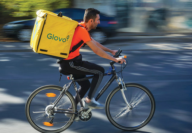 Comisia Europeană: Delivery Hero și Glovo au format un cartel împărțindu-și piețele din UE, făcând schimb de date comerciale sensibile și stabilind să nu-și “fure” unii altora angajații pentru ani de zile. Amendă de 329 de milioane de euro. Companiile au recunoscut că au încălcat legea