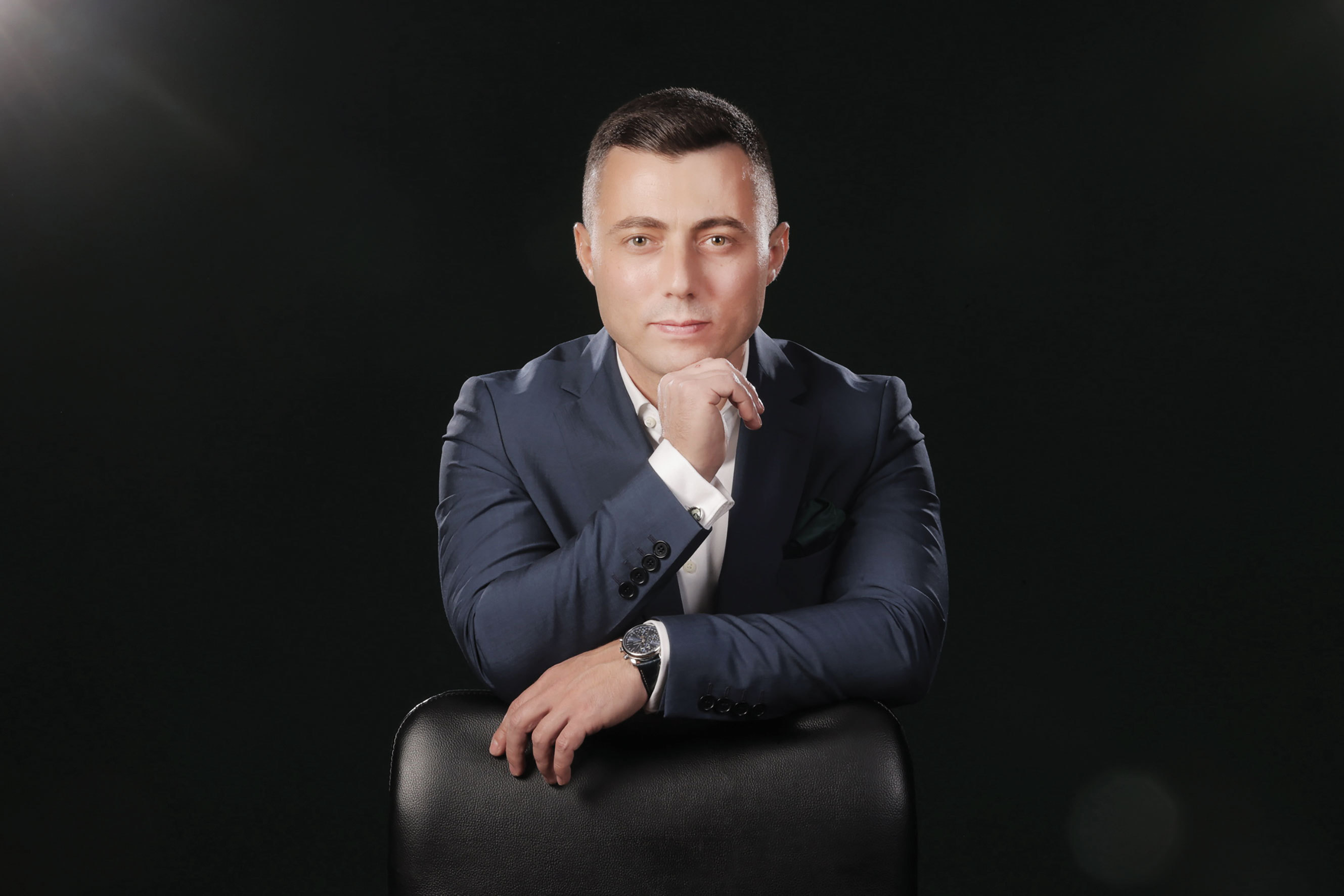 Povestea românului ce a creat o aplicatie ce poate să anticipeze cu acuratețe ce, când și cât vor cumpăra clienții
