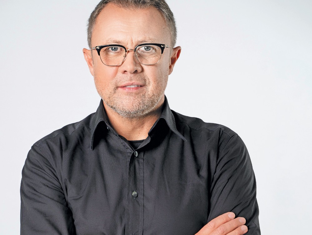 Cine este omul ce a construit de la zero în România o companie de peste un miliard de euro. Este unul dintre cei mai puternici oameni de afaceri din țara noastră