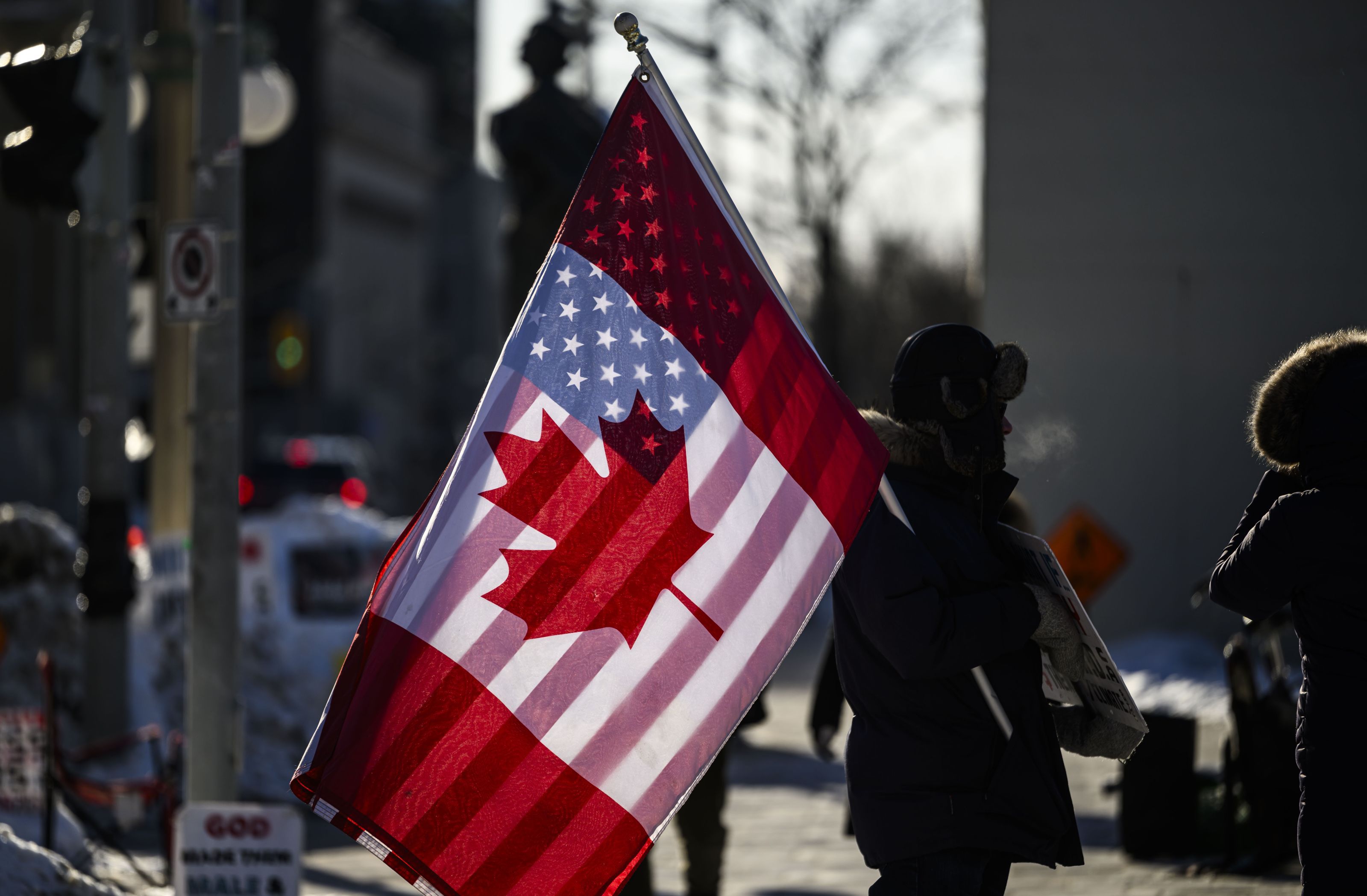 Canada ar putea impune mai multe taxe pe oțelul și aluminiul din SUA, spune Carney