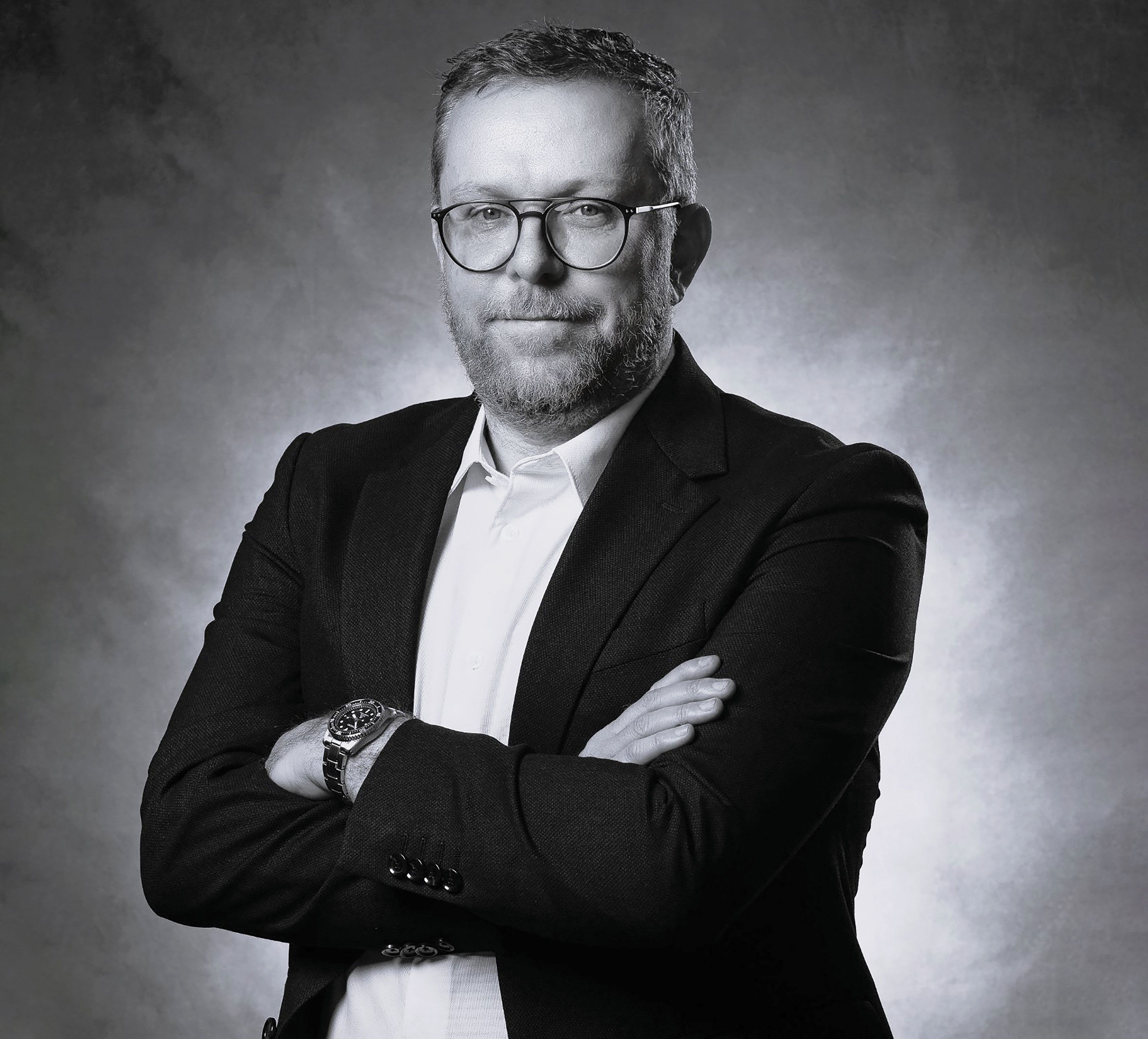 Business Magazin. Cine este Mihai Faur, senior vice president și CIO UiPath. Cum a ajuns de la un salariu de 100 de dolari la Danubiana la New York unde a semnat documentele de listare a UiPath la bursa de la New York?