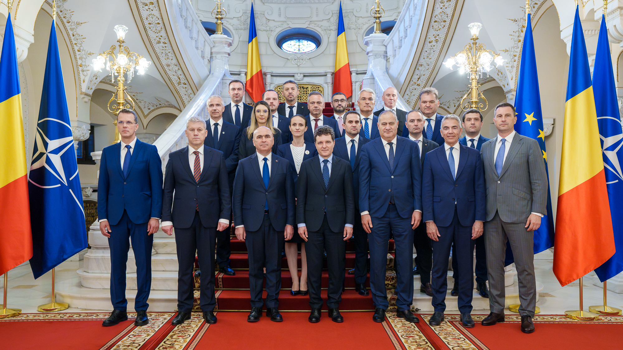 Ce prevede programul de guvernare al cabinetului Bolojan la capitolul digitalizare: transformarea digitală devine o prioritate națională și va fi coordonată de un departament în subordinea premierului