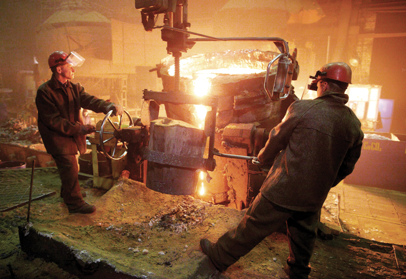 Comenzile noi din industria prelucrătoare au crescut în primele patru luni din 2025 cu 1,6%, cel mai mare avans, de circa 10%, fiind în sectorul  bunurilor de folosință îndelungată