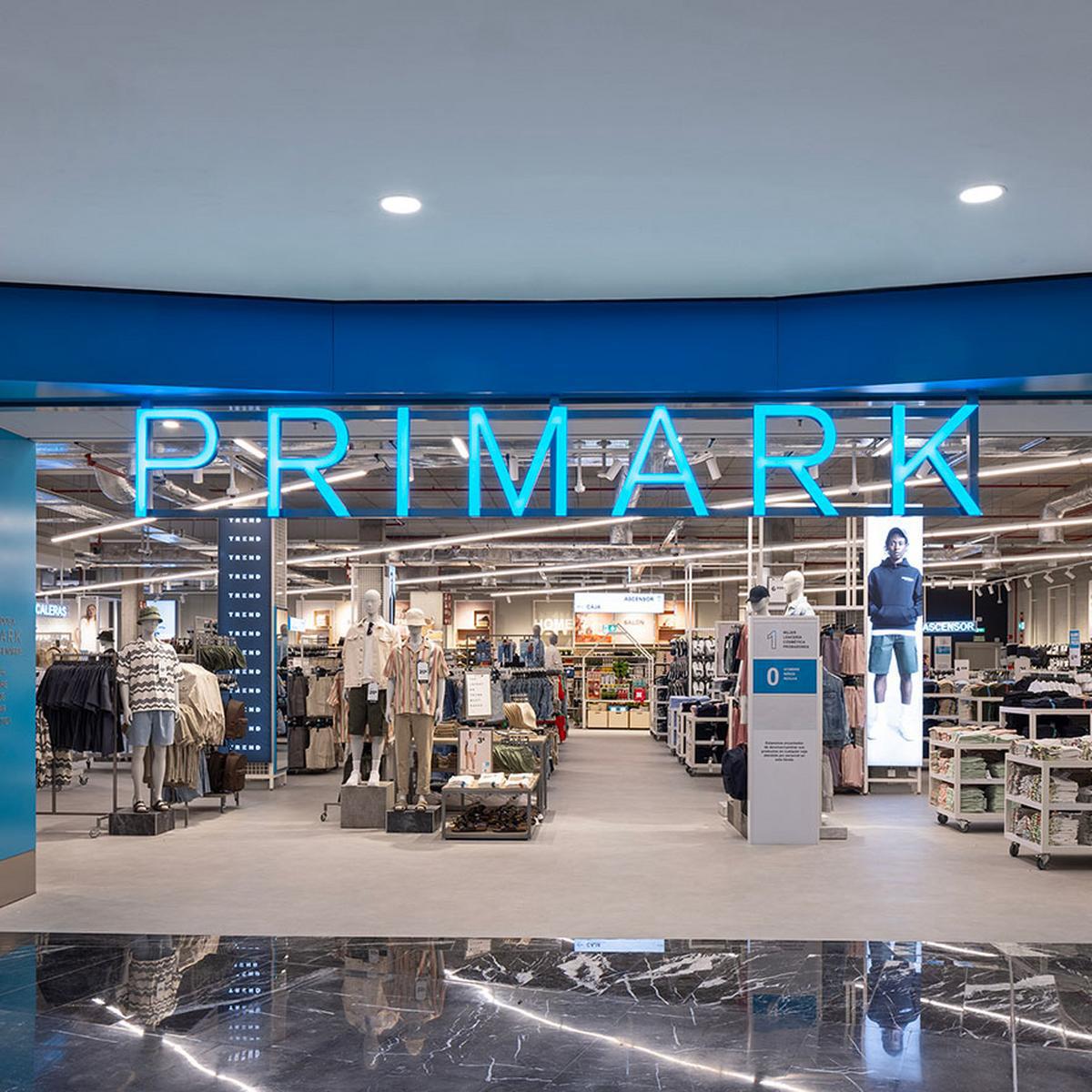 Retailerul irlandez Primark va deschide în 2026 primul său magazin din Iași, în Palas Mall. În 2025 este planificată inaugurararea unui magazin la Cluj