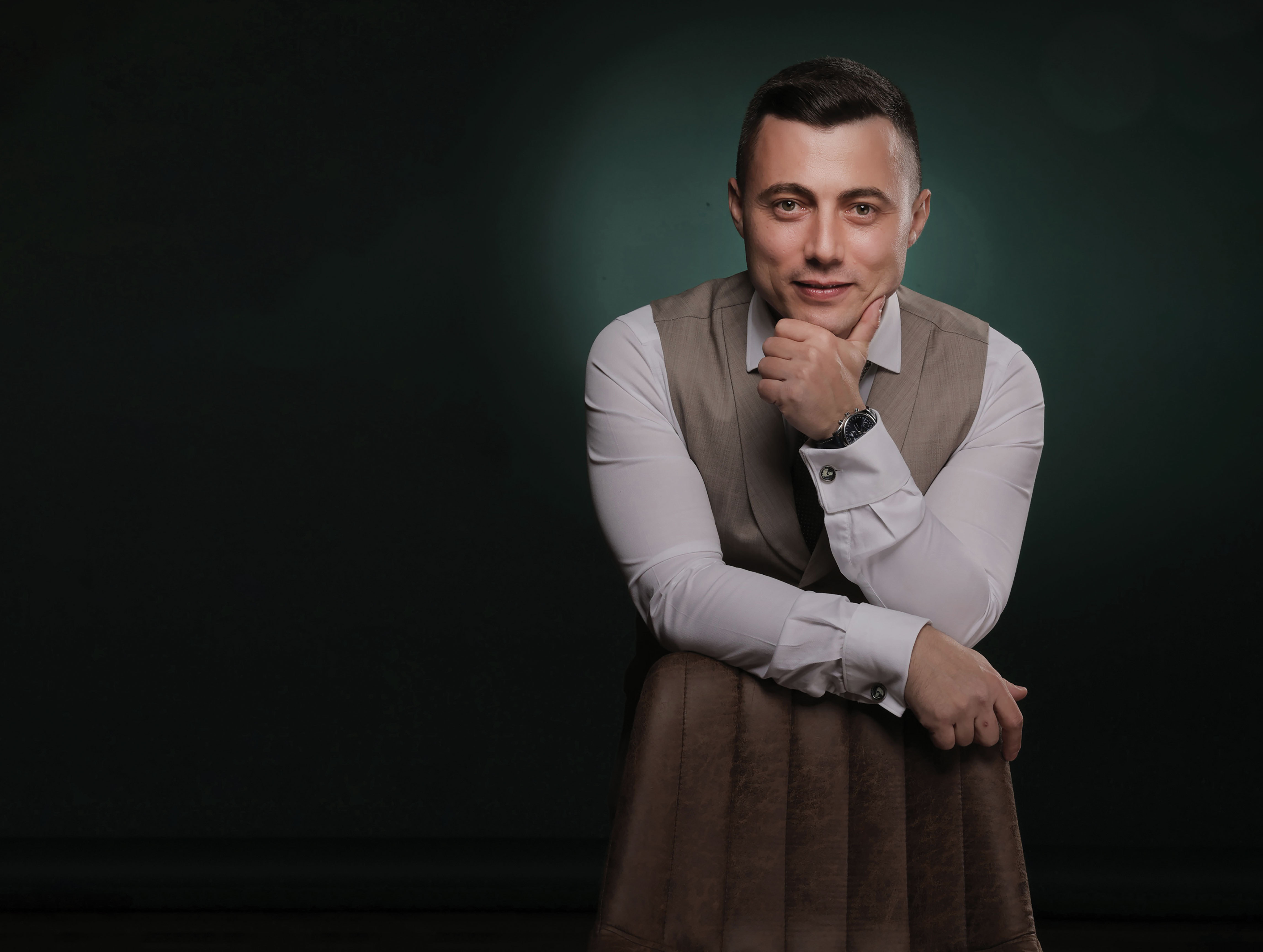 Cristi Movilă, fondator și CEO, OptiComm.AI și președinte al Asociației Române a Magazinelor Online (ARMO): Atât în curse, cât și în afaceri, succesul vine din combinația dintre tehnologie, experiență umană și capacitatea de a transforma provocările în oportunități