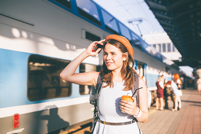 Start la vacanțe cu trenul. București-Constanța, ruta concediilor la mare, una dintre cele mai solicitate linii feroviare, adjudecată de cinci jucători. CFR Călători, concurată de patru transportatori privați!