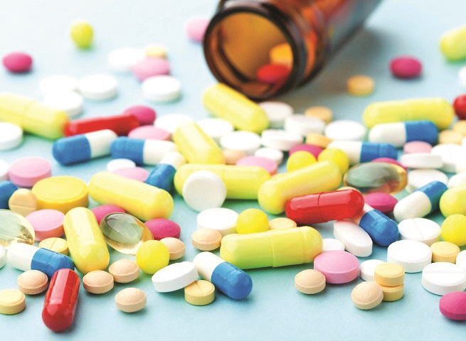 Roche, una dintre cele mai mari companii farmaceutice din lume, spune că prețurile medicamentelor din SUA pot fi reduse la jumătate: „Dacă Statele Unite vor să reducă prețurile cu 50%, e foarte simplu. Vindem direct, fără intermediari”