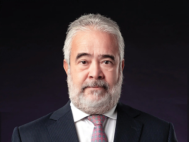Care este impactul dublării taxei bancare asupra băncilor? Horia Manda, Patria Bank: Este o taxă aparent uniformă, dar cu un impact profund inechitabil între banci. În timp ce băncile mari au o pierdere de 14% la nivelul profitului net, băncile medii ajung la o pierdere de 50% după majorarea taxei, iar băncile mici pierd 67%